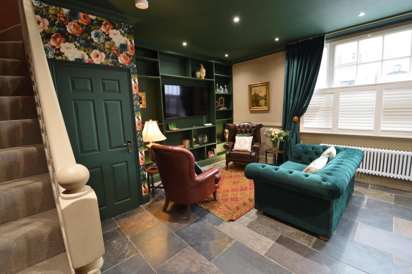 Samuels' A Duplex Apartment By Spires Accommodation In Lichfield City Centre Buitenkant foto