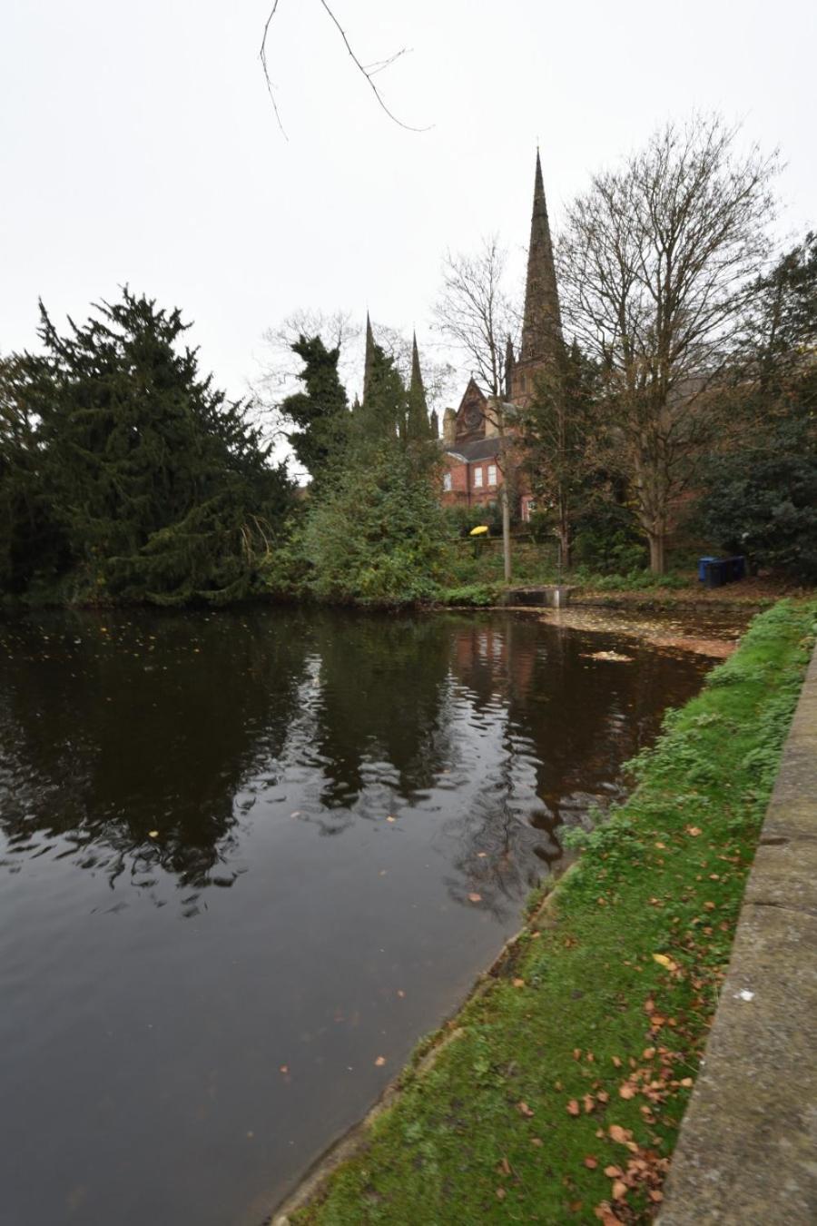 Samuels' A Duplex Apartment By Spires Accommodation In Lichfield City Centre Buitenkant foto