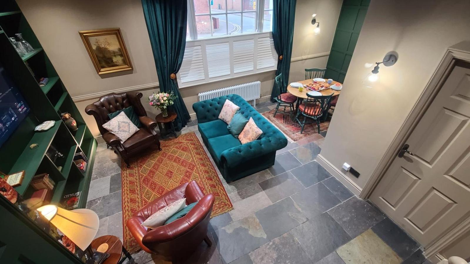 Samuels' A Duplex Apartment By Spires Accommodation In Lichfield City Centre Buitenkant foto