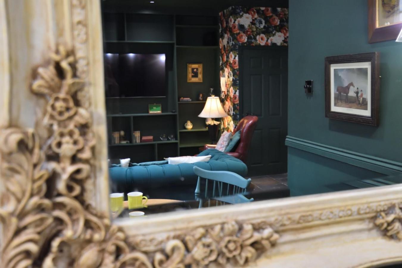 Samuels' A Duplex Apartment By Spires Accommodation In Lichfield City Centre Buitenkant foto
